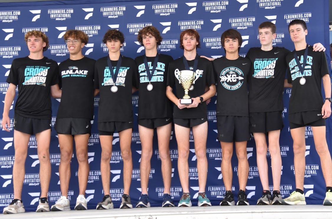 Sunlake cross country boys at the Florida Runners Race of Champions at Holloway Park.
