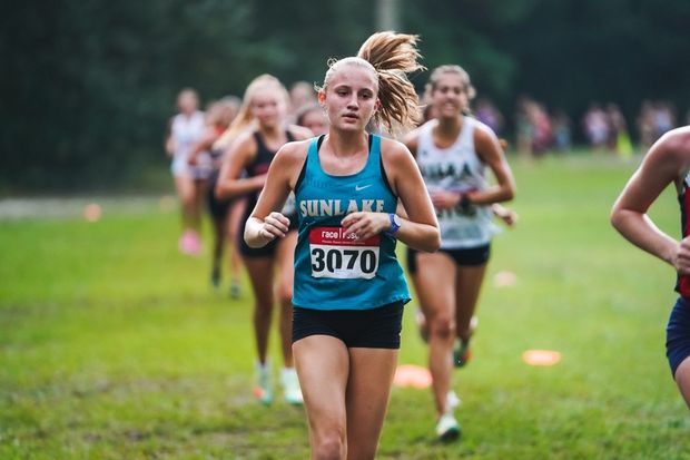 This is Kailyn Ford, a varsity cross country runner, racing in a very competitive race. Kailyn says ...racing a 5k is really difficult. We push ourselves to the point where we feel like were dying. But even when I feel like Im dying, I still push myself, because Im racing for my teammates and I know my family is routing for me.