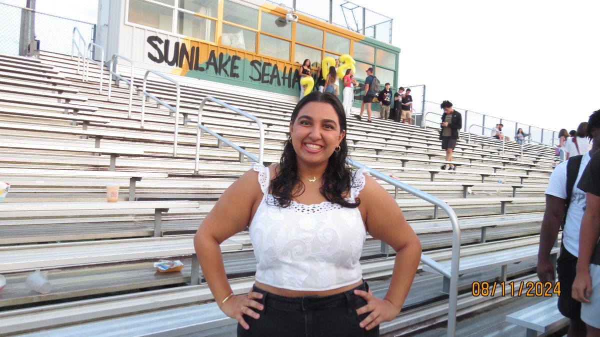 Lynn Raad posing for a picture during the Senior Sunrise event.